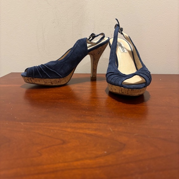Steve Madden Pursue Suede Leather Slingback Heels in Blue Size 8 - Picture 2 of 12